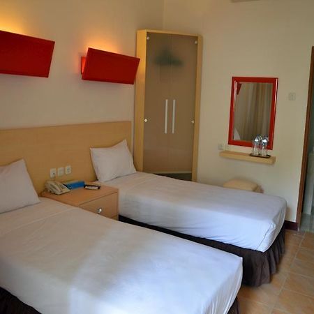 Mansinam Beach Resort WEST PAPUA Eksteriør billede
